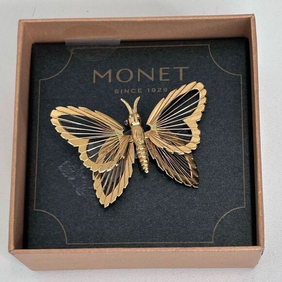 NWOT Vintage Monet Butterfly Brooch Women's Gold-tone Open Work Filigree 1961 - Picture 6 of 7